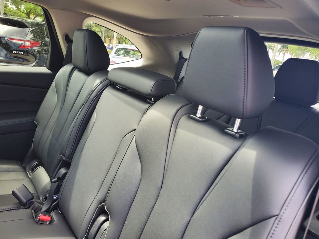 Certified 2025 Acura MDX FWD image 12