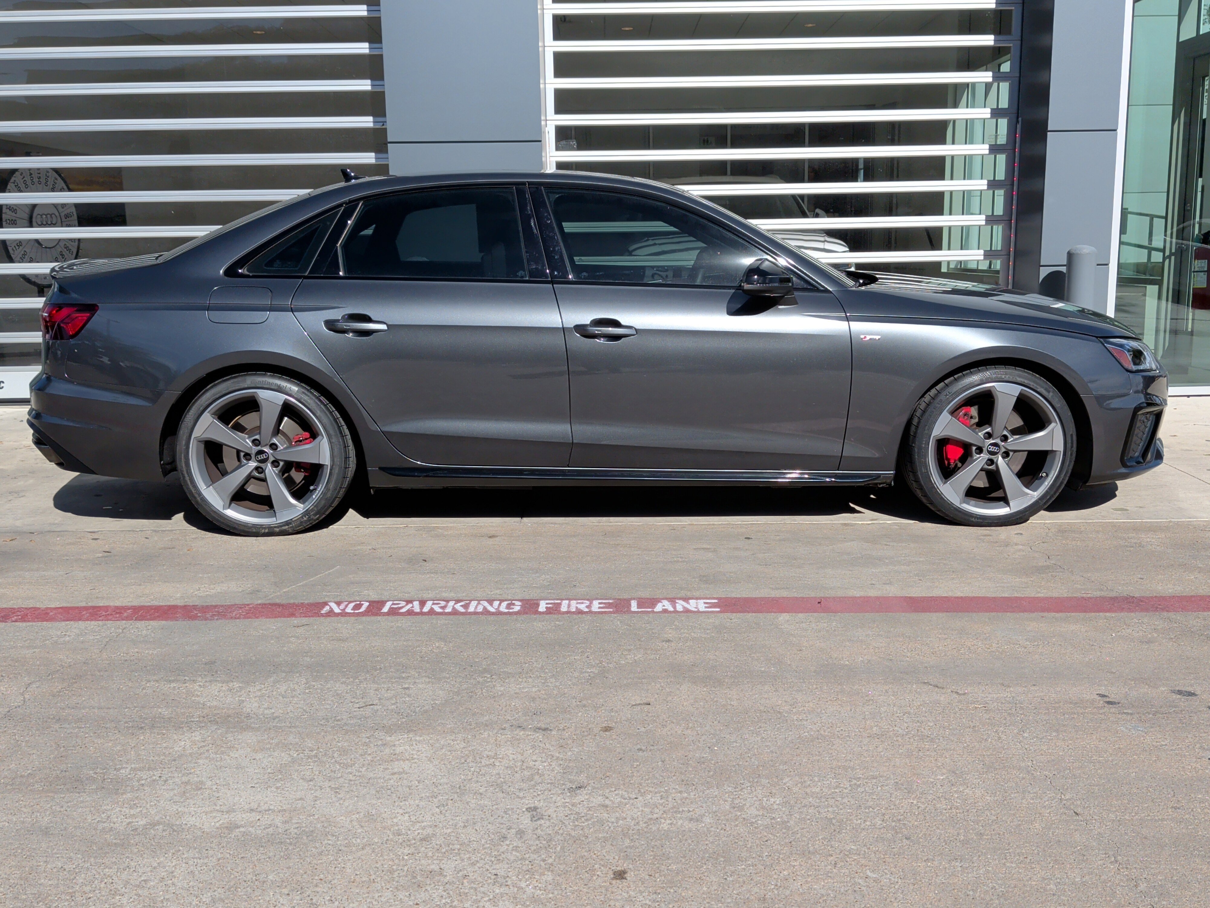 Used 2023 Audi A4 2.0T Premium Plus w/ Premium Plus Package image 11