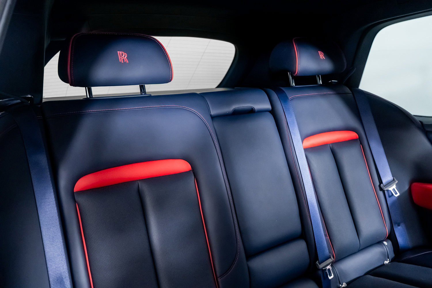 Used 2023 Rolls-Royce Cullinan image 31