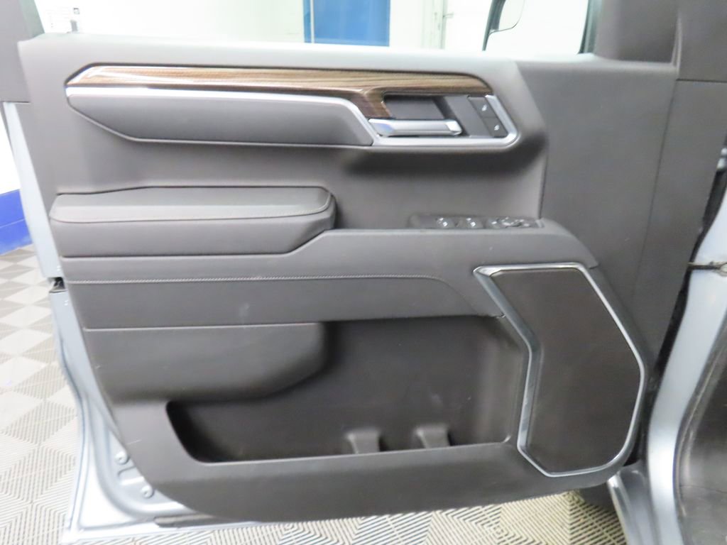 Used 2025 Chevrolet Silverado 1500 LT w/ Work Truck Package image 58