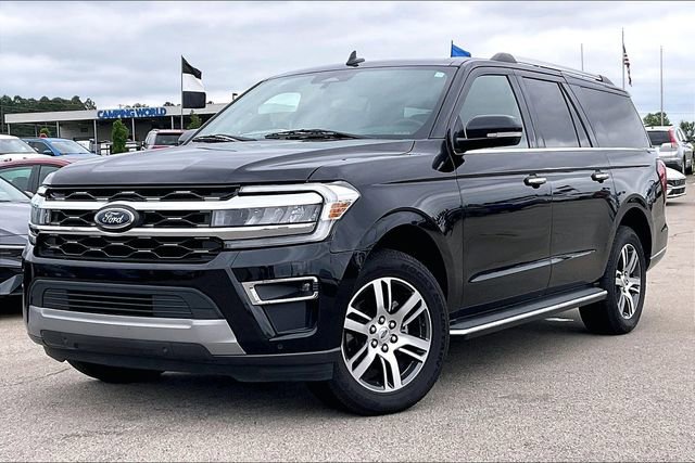 Used 2022 Ford Expedition Max Limited RWD image 2