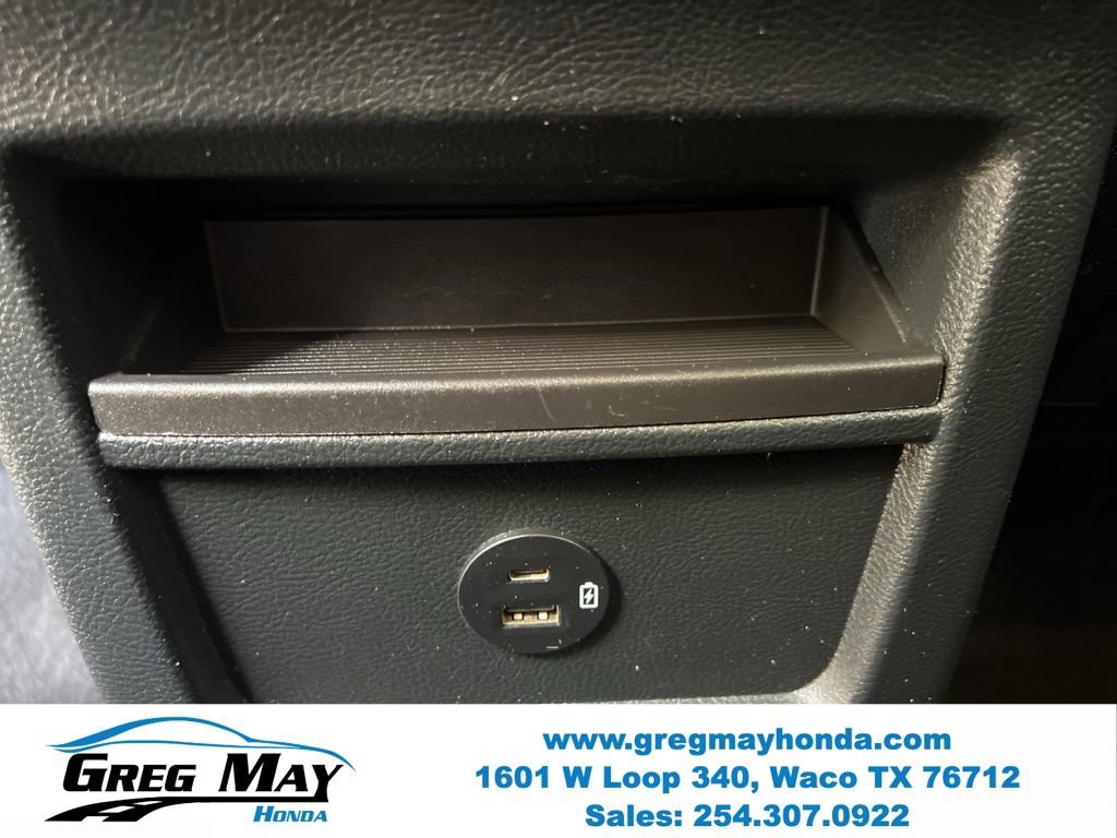 Used 2021 Ford Edge SE FWD image 18