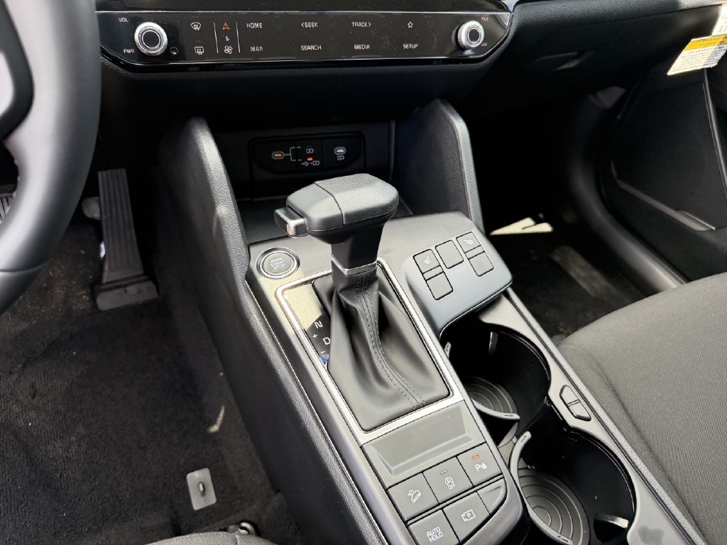 New 2027 Kia Sportage LX FWD image 22