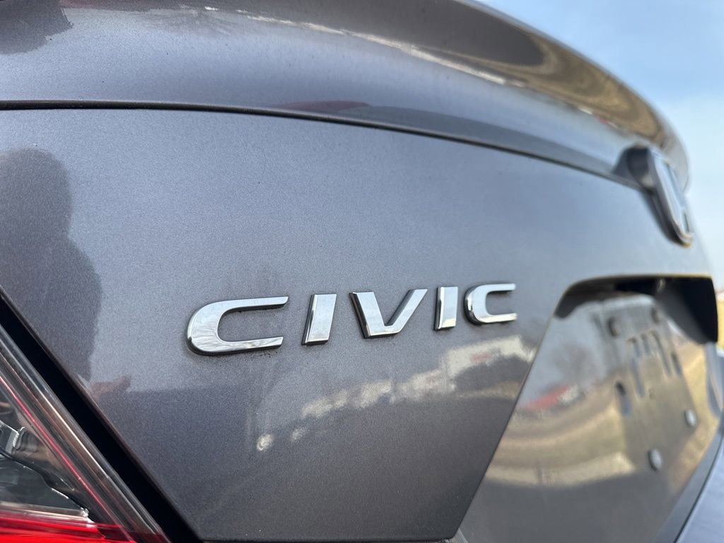 Used 2018 Honda Civic EX image 4