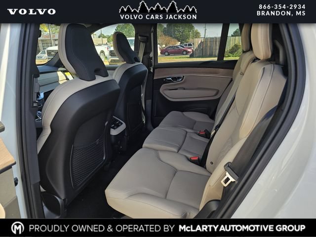 New 2026 Volvo XC90 B6 Plus w/ Protection Package Premier AWD/4WD image 17