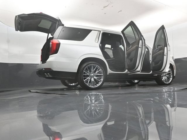Used 2025 GMC Yukon Denali Ultimate AWD/4WD image 64