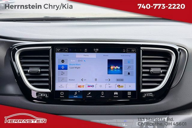 New 2026 Chrysler Voyager LX FWD image 9