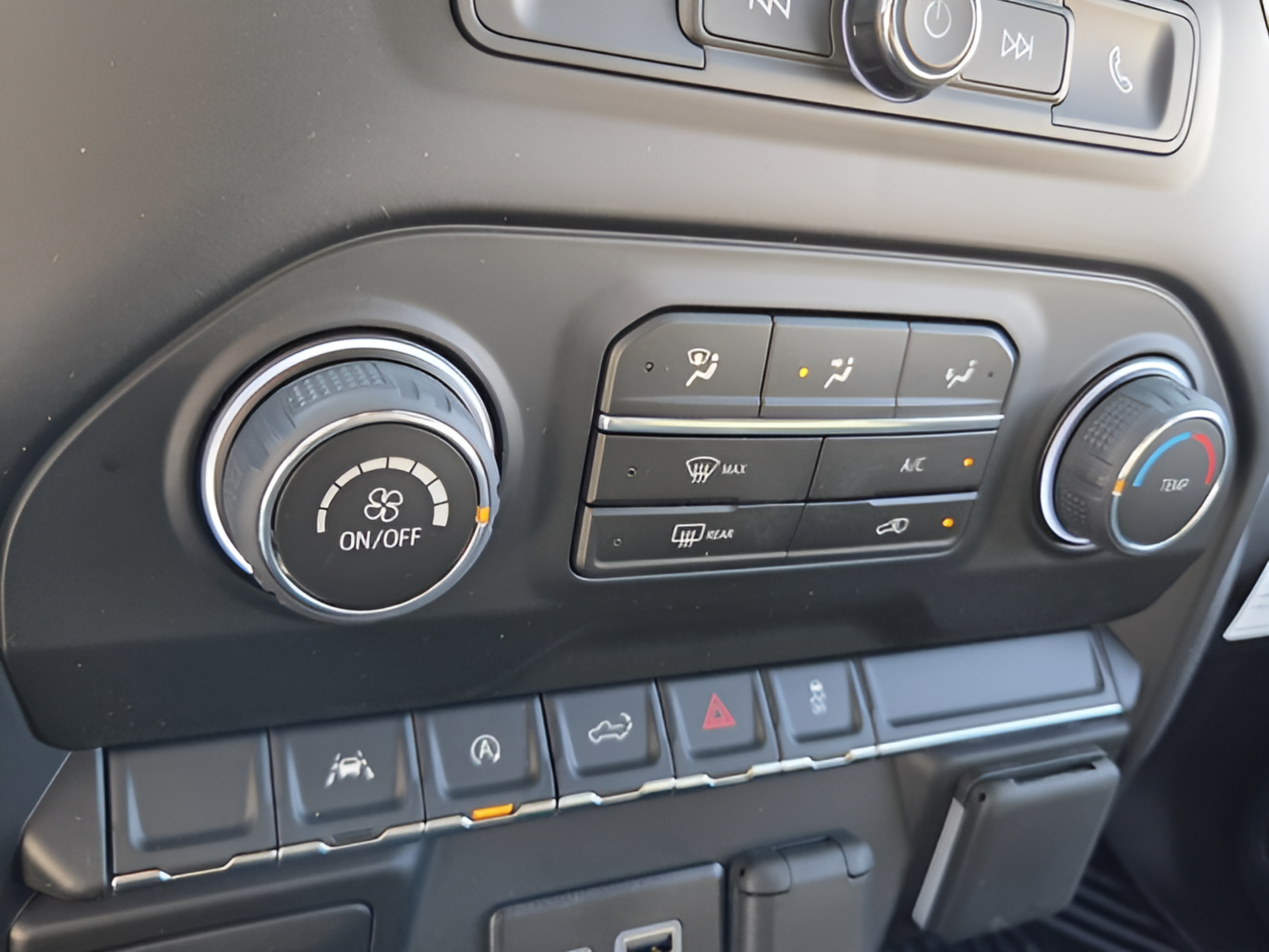 New 2026 Chevrolet Silverado 1500 Custom AWD/4WD image 20