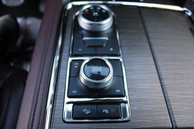 Used 2024 Ford Expedition Max Limited AWD/4WD image 31