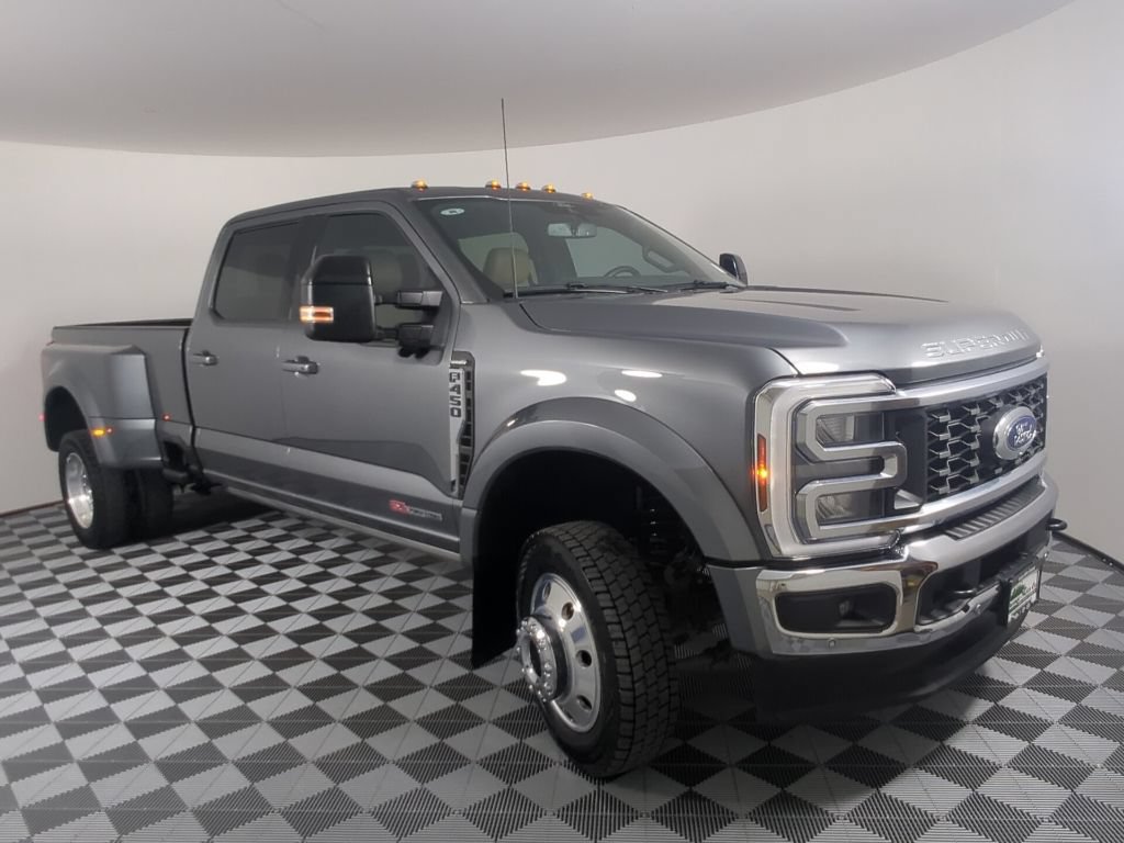 Certified 2025 Ford F450 Lariat w/ Lariat Ultimate Package AWD/4WD image 9