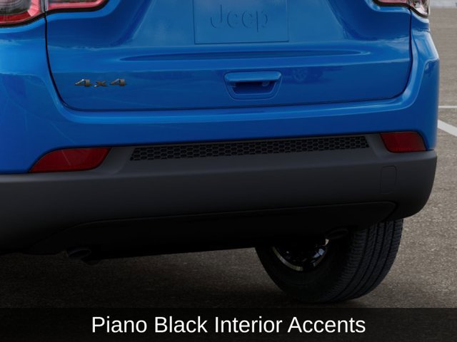 New 2026 Jeep Compass Latitude AWD/4WD image 18