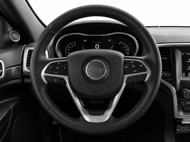 Used 2018 Jeep Grand Cherokee Laredo AWD/4WD image 17