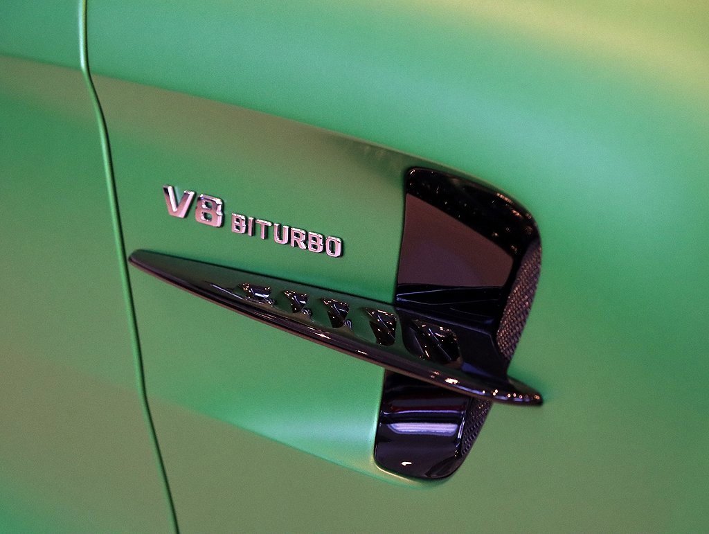 Used 2018 Mercedes-Benz AMG GT R image 12