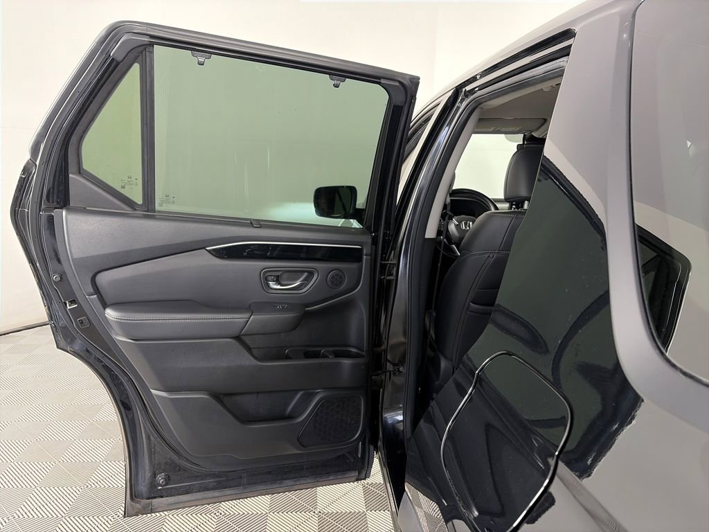 Used 2024 Honda Pilot EX-L image 12