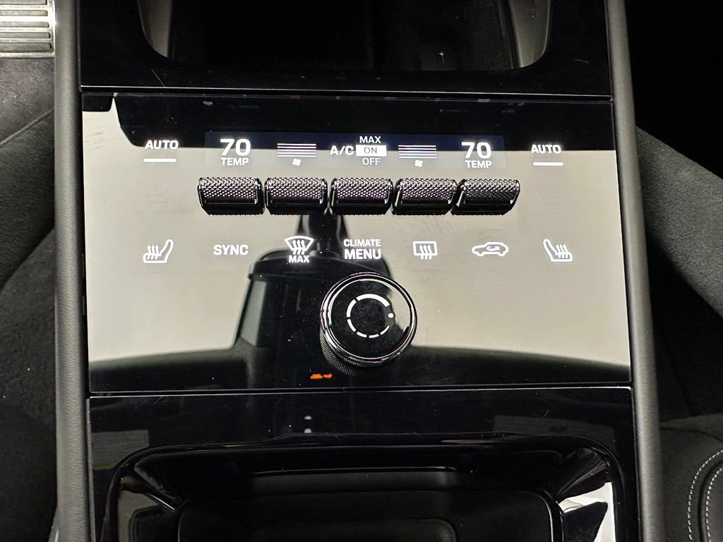 Certified 2024 Porsche Cayenne Turbo GT AWD/4WD image 34