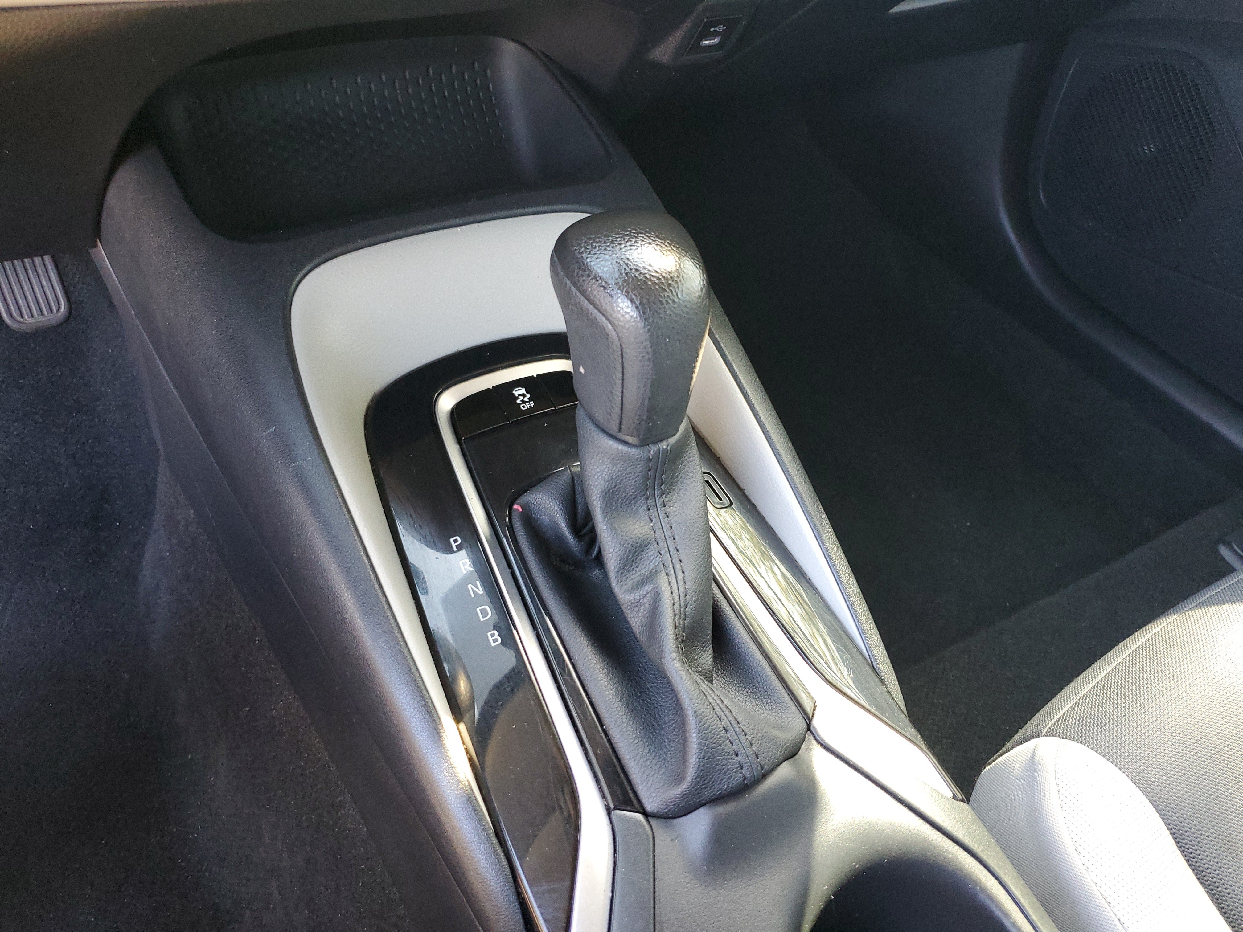 Used 2024 Toyota Corolla LE FWD image 18