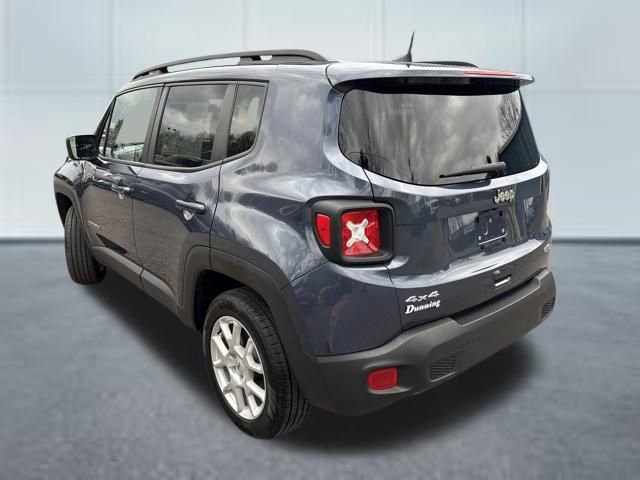 Used 2022 Jeep Renegade Latitude AWD/4WD image 2