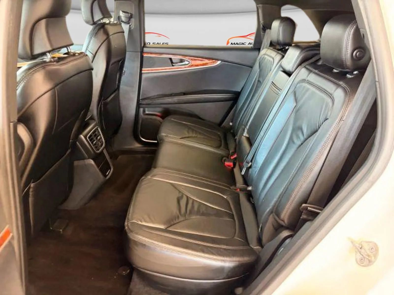 Used 2017 Lincoln MKX Select w/ Select Plus Package image 12