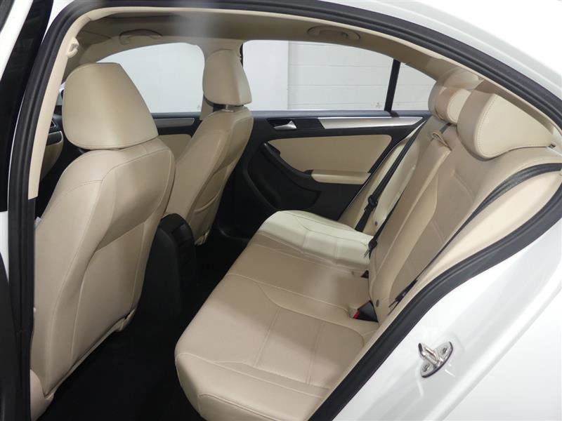 Used 2017 Volkswagen Jetta SE FWD image 27