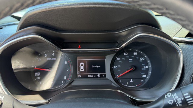 Used 2021 Chevrolet TrailBlazer LT w/ Premium Seating Package FWD image 14