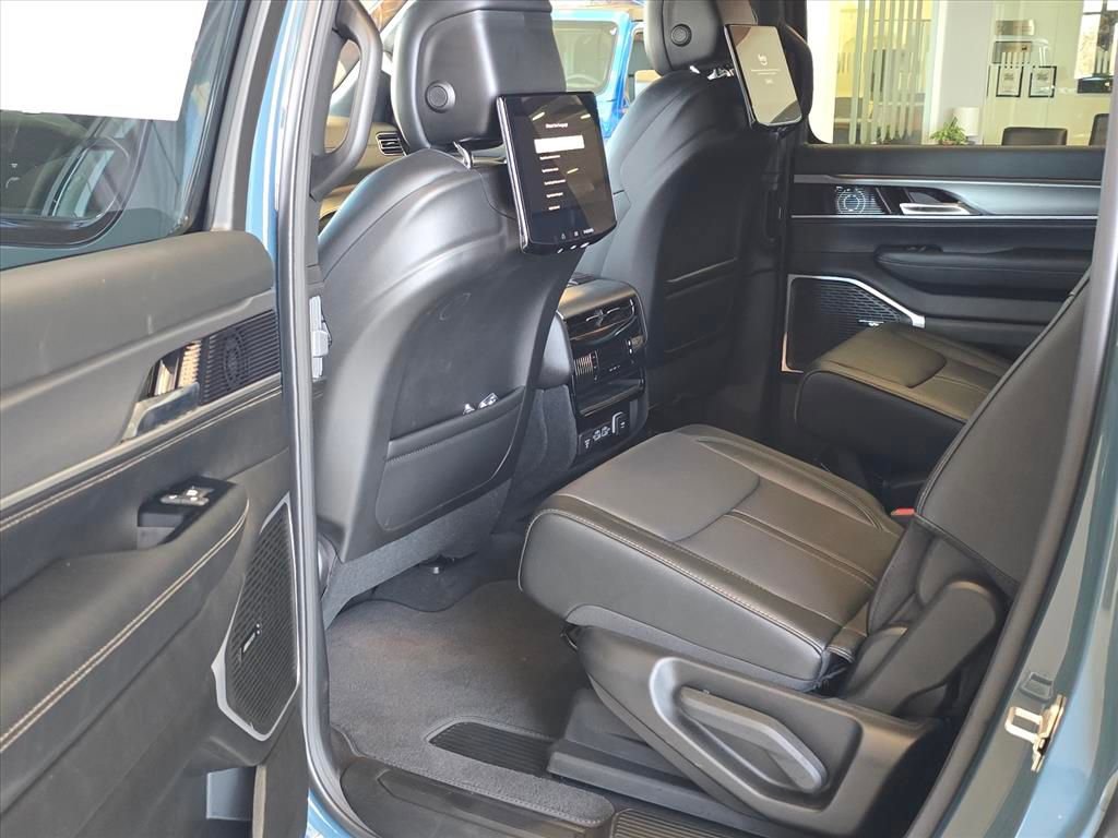 New 2026 Jeep Grand Wagoneer Limited image 5