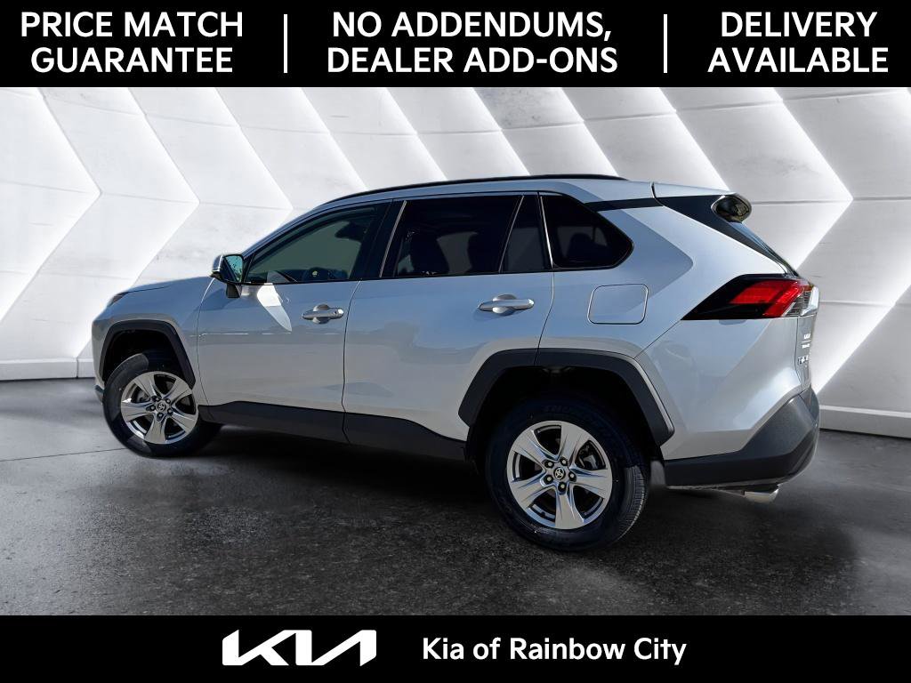 Used 2023 Toyota RAV4 XLE w/ Convenience Package FWD image 7