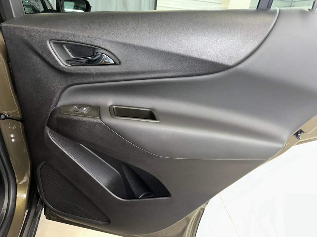 Used 2024 Chevrolet Equinox LT w/ LPO, Floor Liner Package image 28