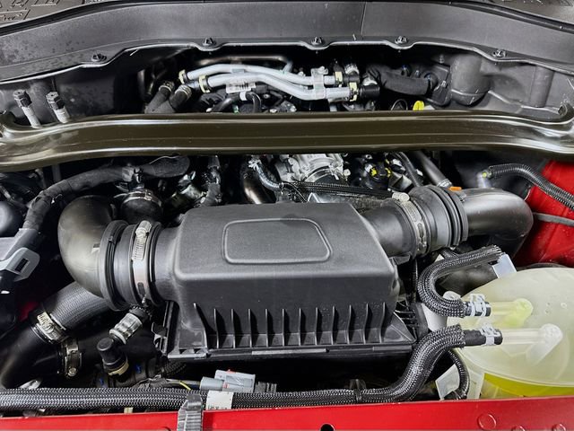 Used 2025 Ford Explorer ST image 32