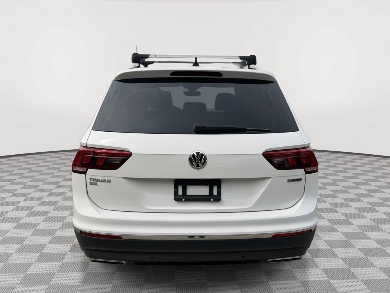 Used 2021 Volkswagen Tiguan SEL AWD/4WD image 8