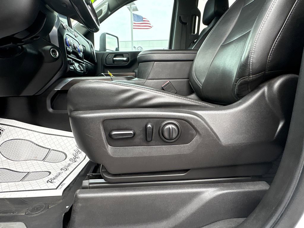 Used 2020 GMC Sierra 2500 SLT w/ SLT Premium Plus Package image 18