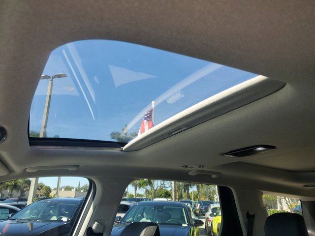 Certified 2024 Hyundai Palisade Limited image 18