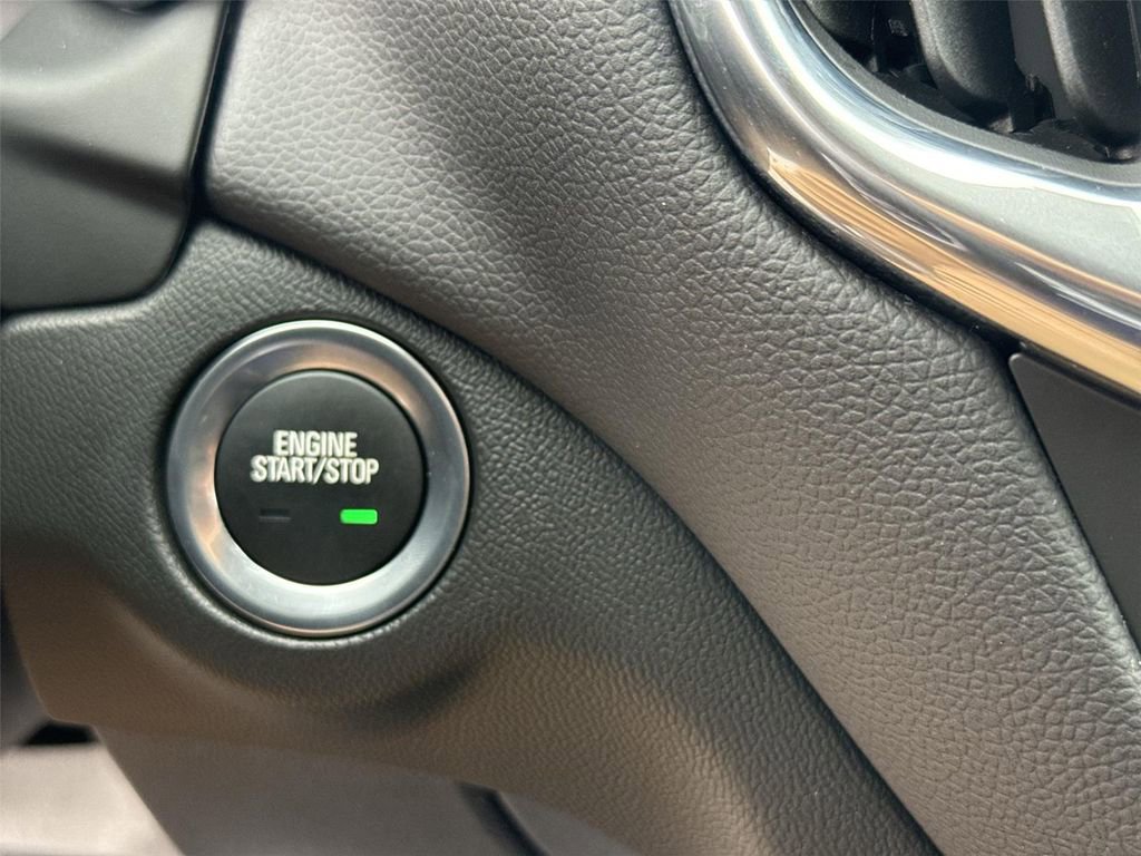 Used 2023 Chevrolet Equinox LT image 15