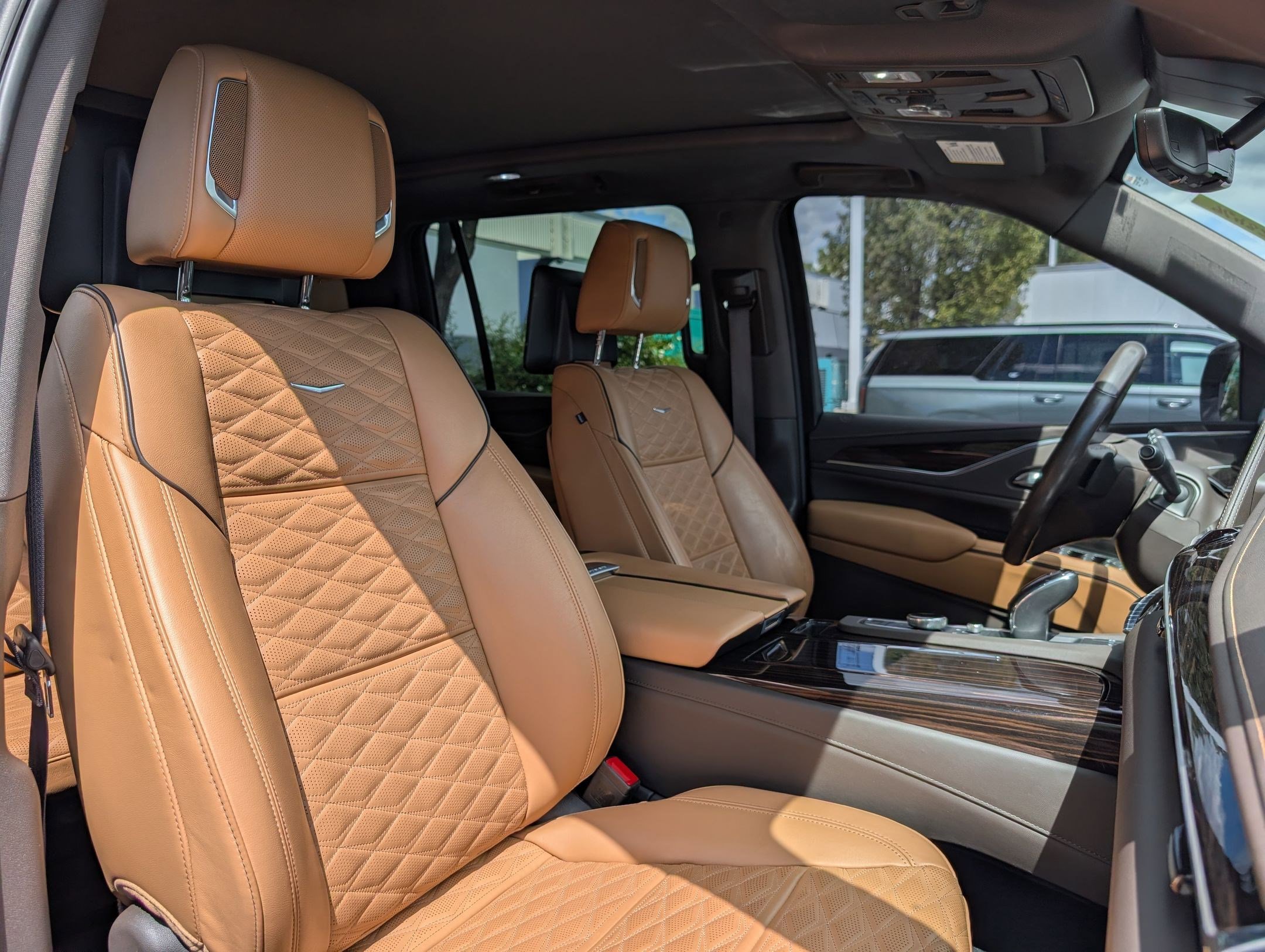 Certified 2023 Cadillac Escalade ESV Premium Luxury w/ Touring Package AWD/4WD image 29