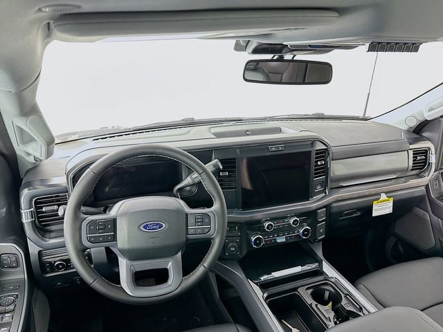 New 2025 Ford F350 Lariat w/ Black Appearance Package image 28