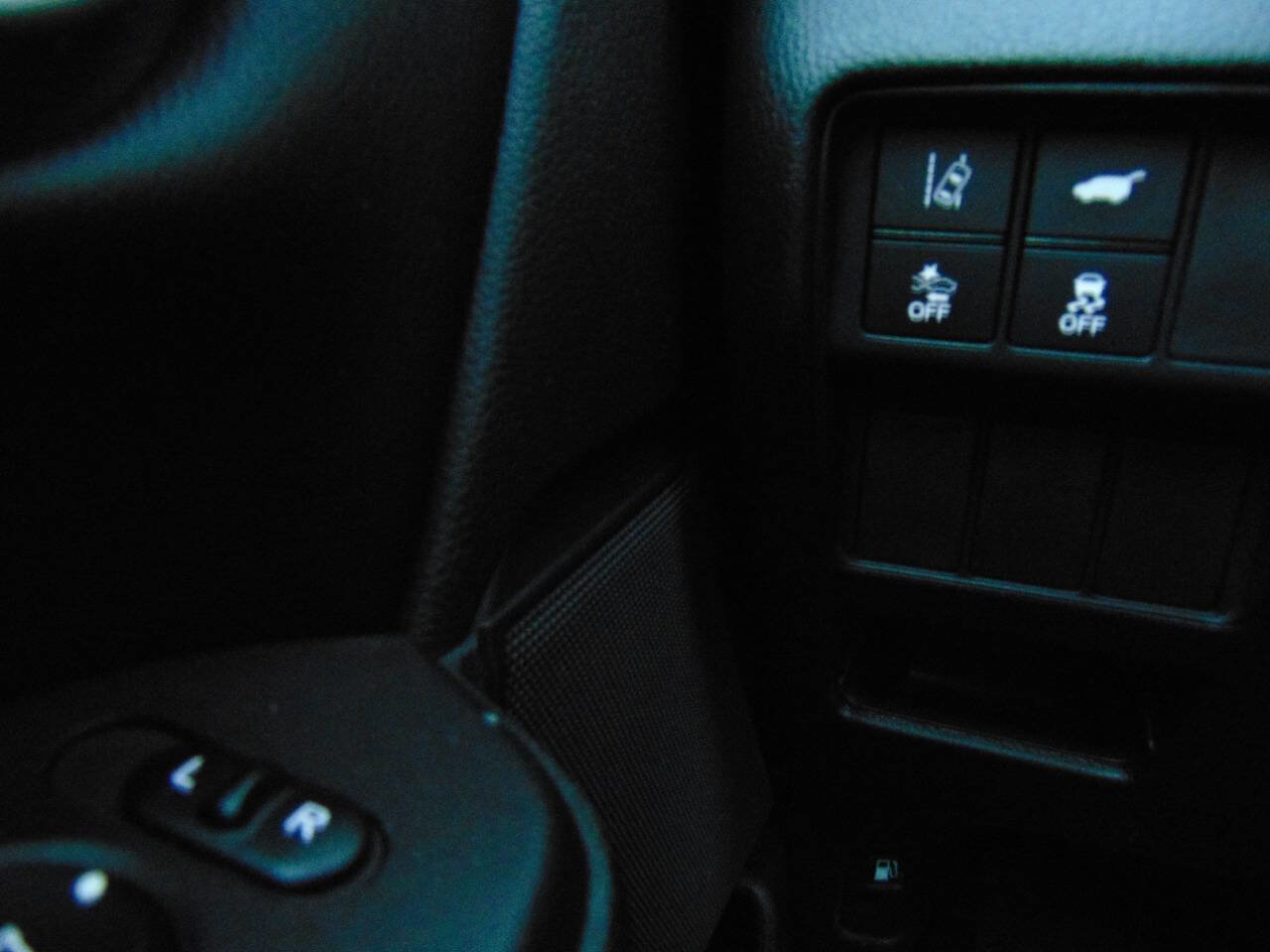 Used 2018 Honda CR-V EX-L image 10