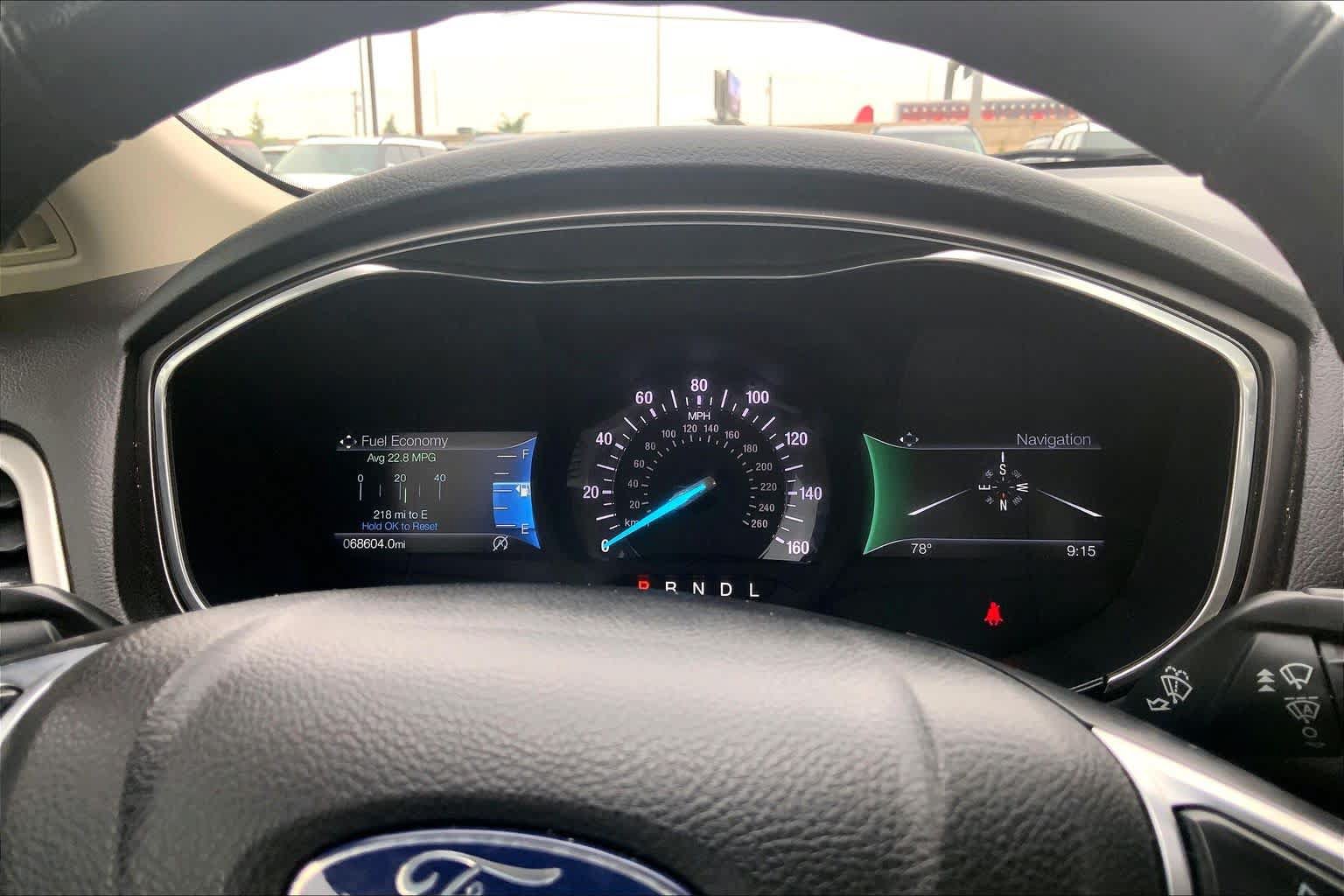 Used 2020 Ford Fusion SEL FWD image 26