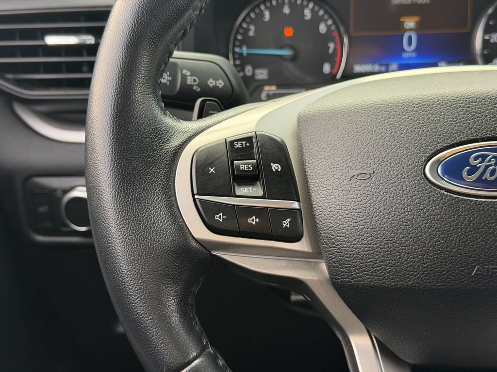 Used 2020 Ford Explorer XLT AWD/4WD image 19