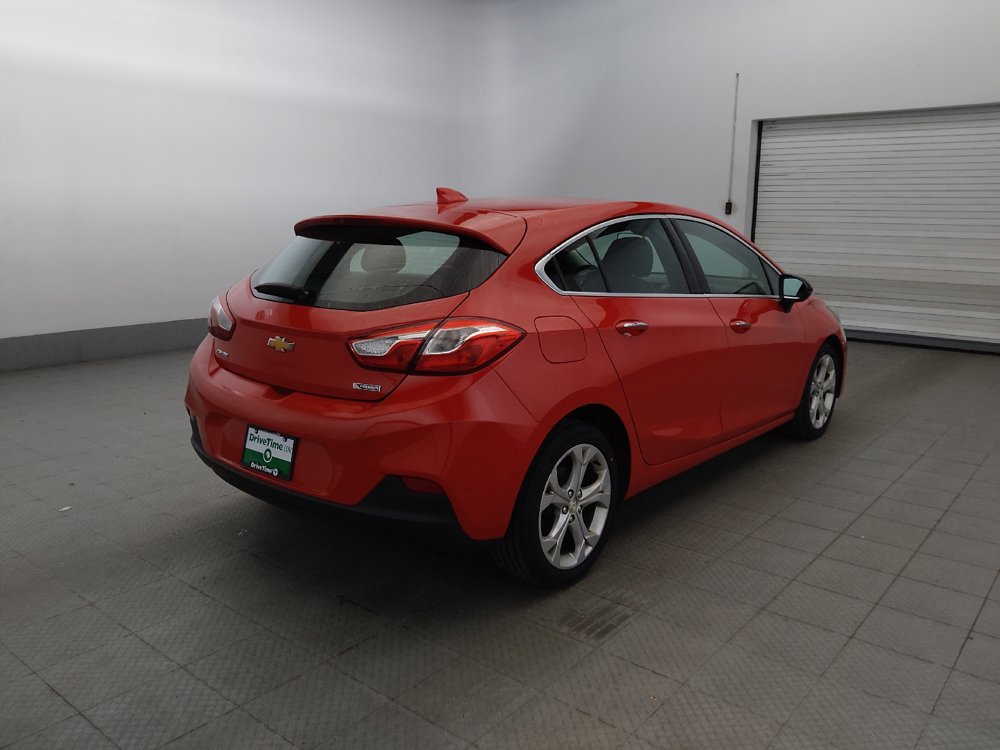 Used 2018 Chevrolet Cruze Premier FWD image 9