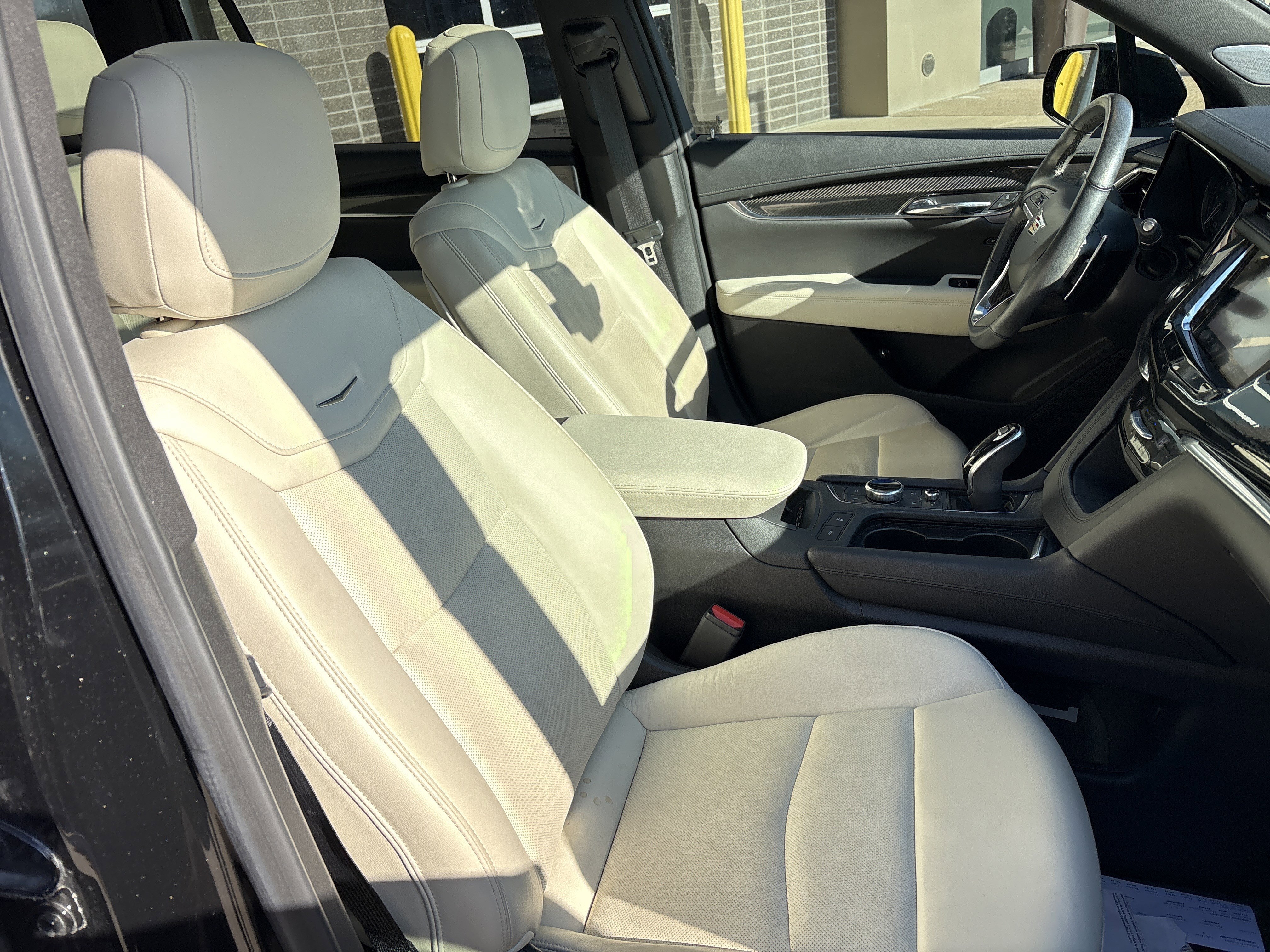 Used 2020 Cadillac XT6 Sport image 33