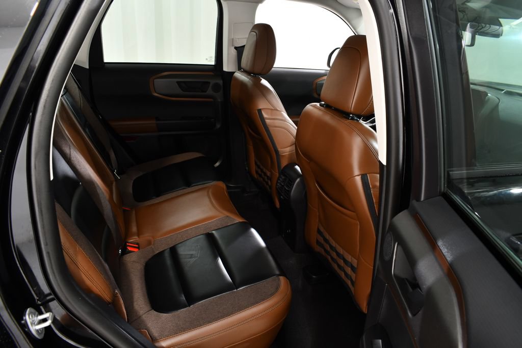Used 2025 Ford Bronco Sport Outer Banks w/ Outer Banks Tech Package+ AWD/4WD image 19