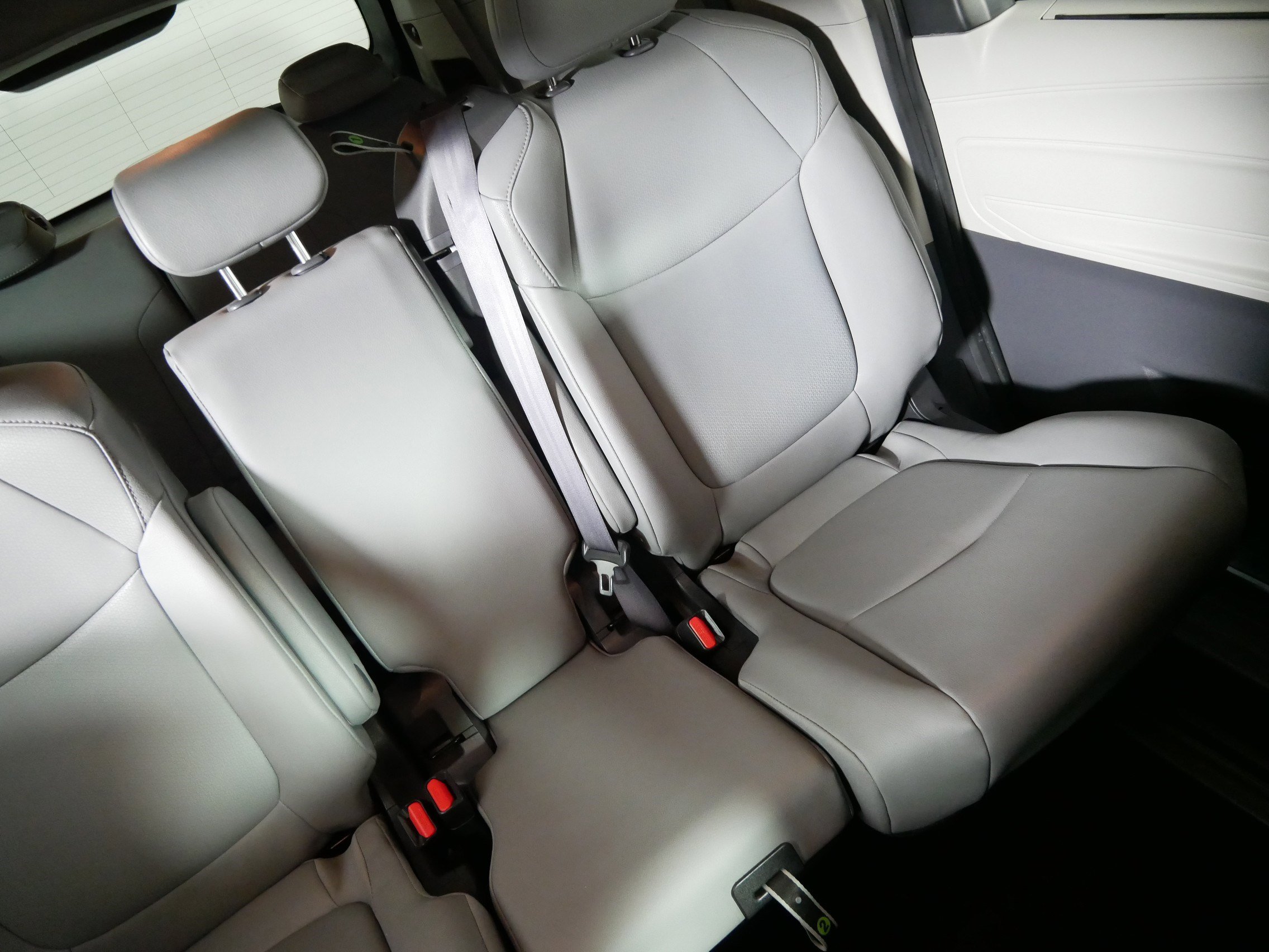 Used 2022 Toyota Sienna XLE FWD image 14