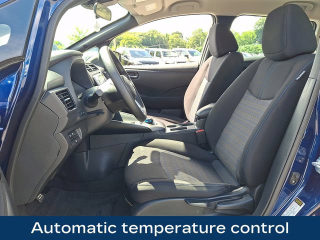 Used 2025 Nissan Leaf S FWD image 2