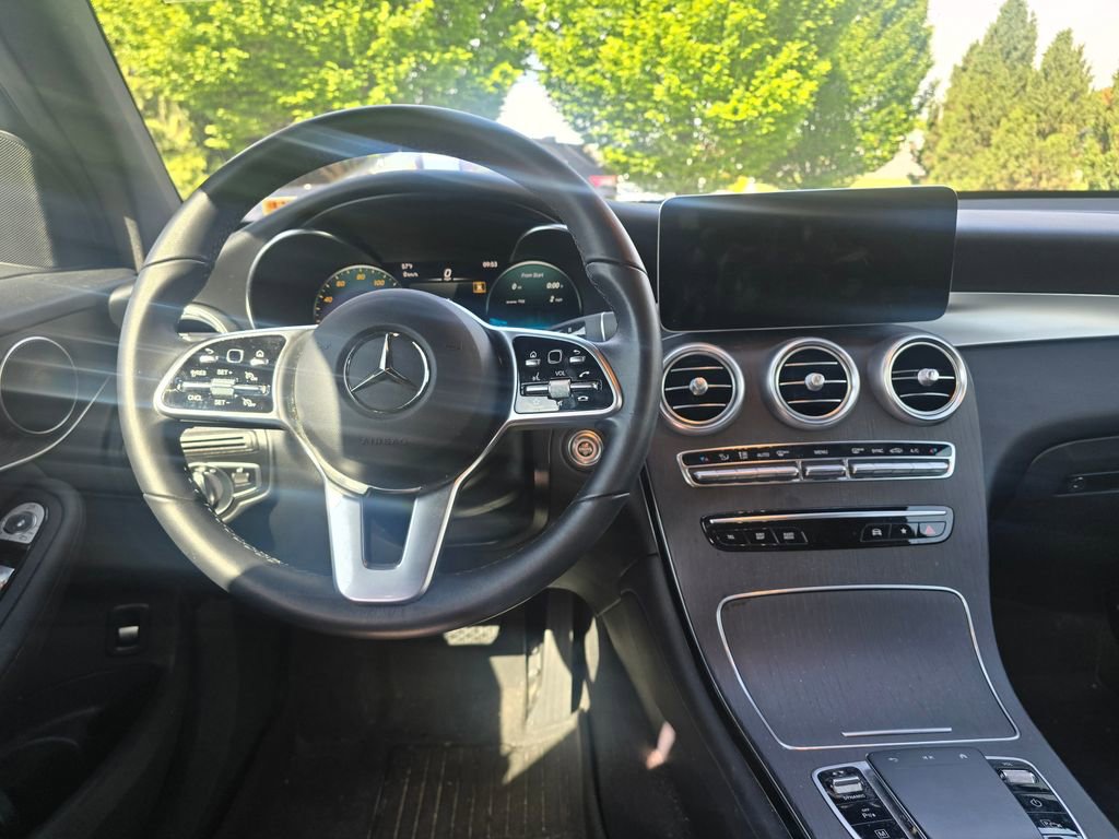 Used 2021 Mercedes-Benz GLC 300 4MATIC image 12