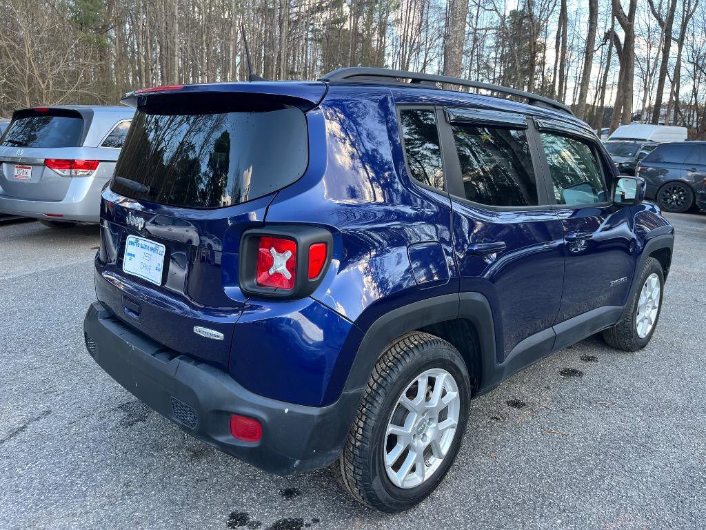 Used 2019 Jeep Renegade Latitude w/ Popular Equipment Group FWD image 10