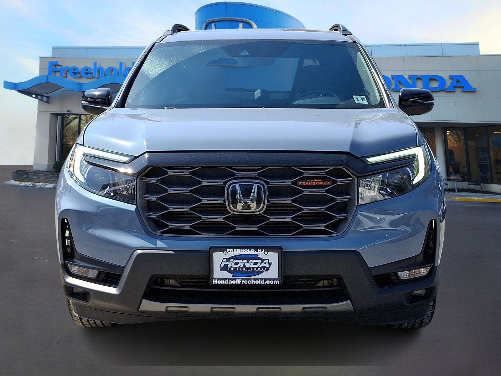 Used 2024 Honda Passport TrailSport image 2