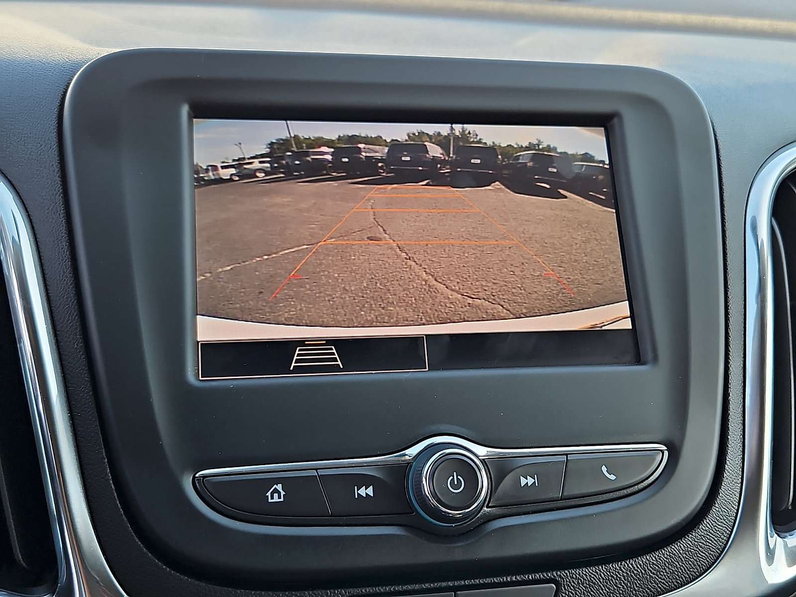 Certified 2024 Chevrolet Equinox LT w/ LPO, Floor Liner Package AWD/4WD image 17