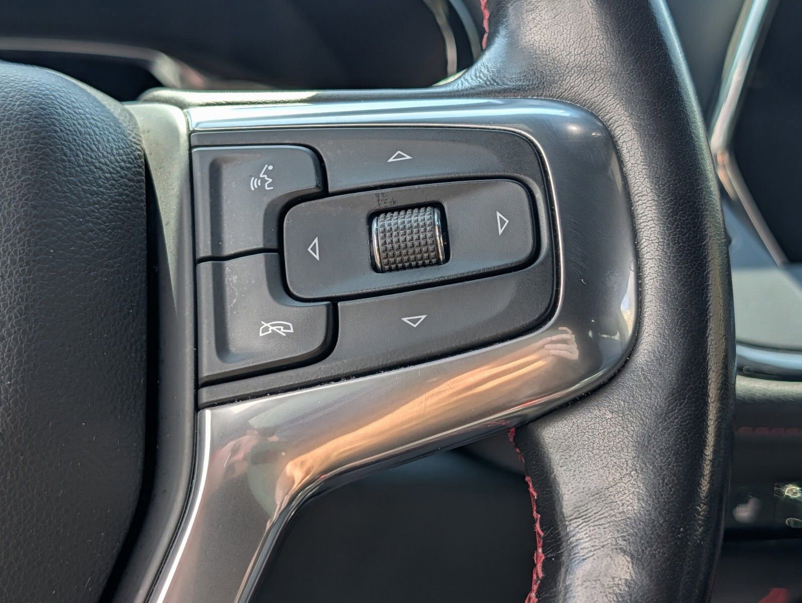 Used 2020 Chevrolet Blazer RS AWD/4WD image 36