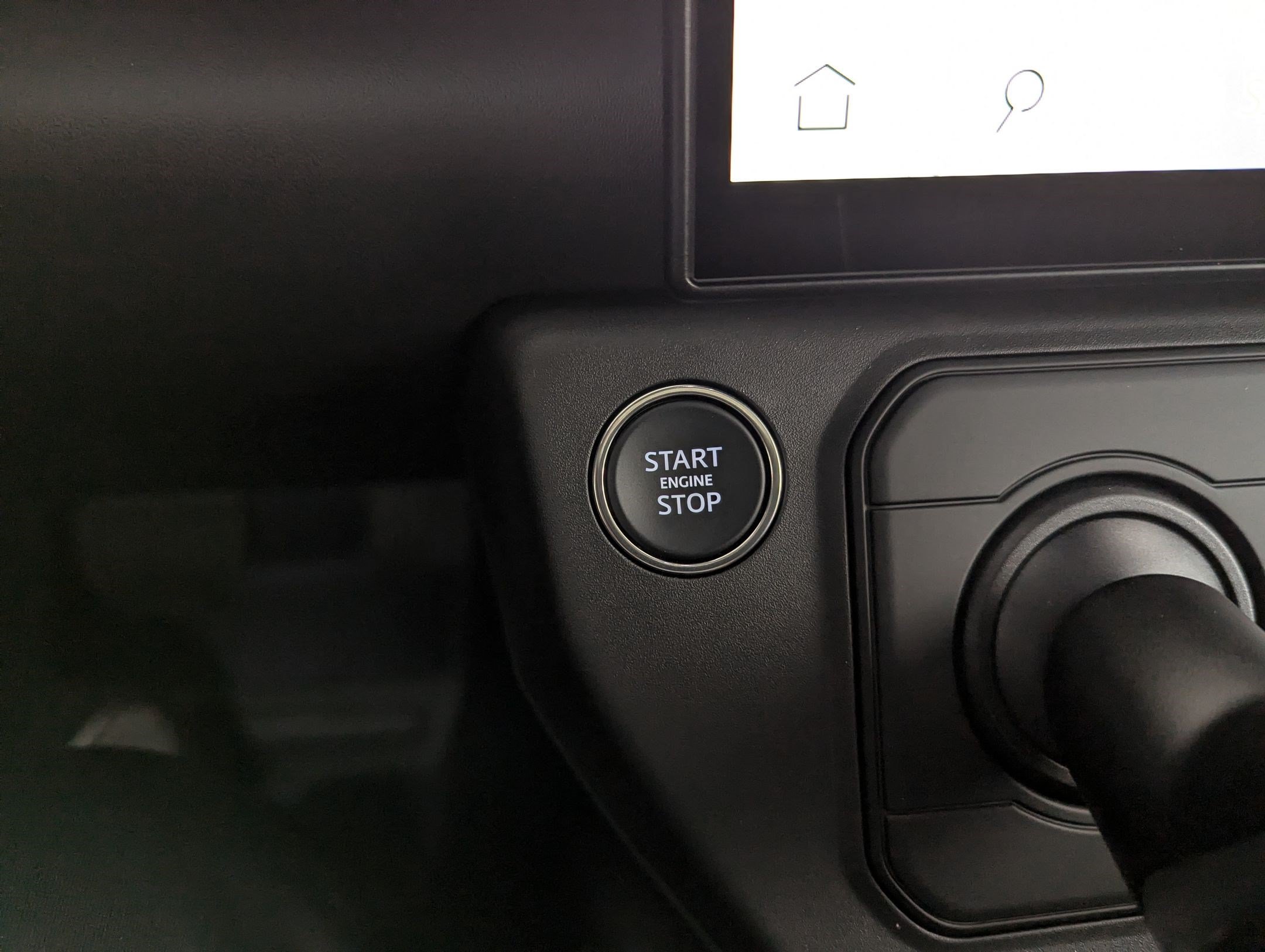 Used 2026 Land Rover Defender 110 X-Dynamic SE AWD/4WD image 29