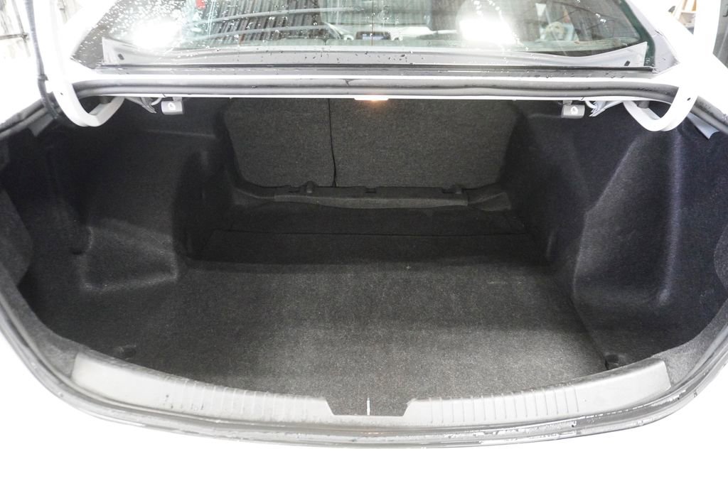 Used 2024 Chevrolet Malibu LT w/ Sport Edition image 5