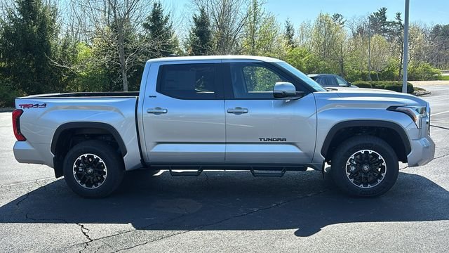 New 2026 Toyota Tundra SR5 w/ TRD Off-Road Package AWD/4WD image 32